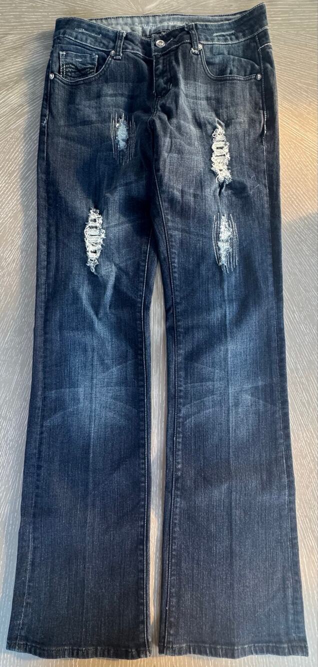 Cowgirl Tuff Co. Women's Distressed Bootcut Flare Western Jeans Size 29x35 Long
